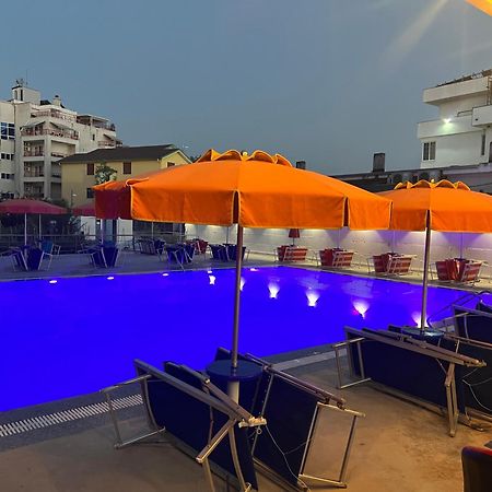 Blue Balcony Hotel Голем Экстерьер фото