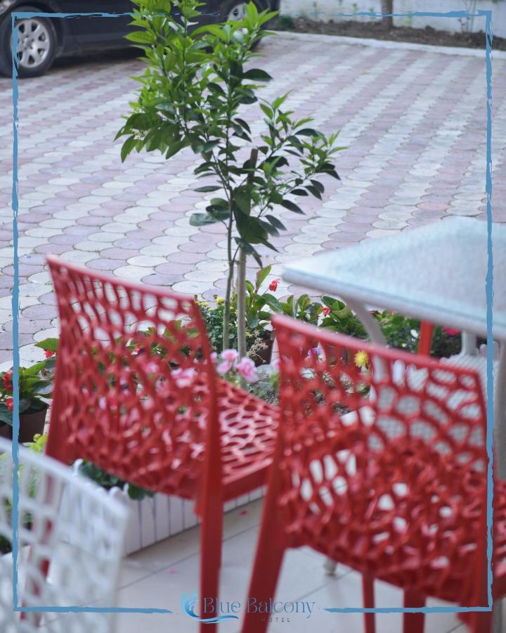 Blue Balcony Hotel Голем Экстерьер фото