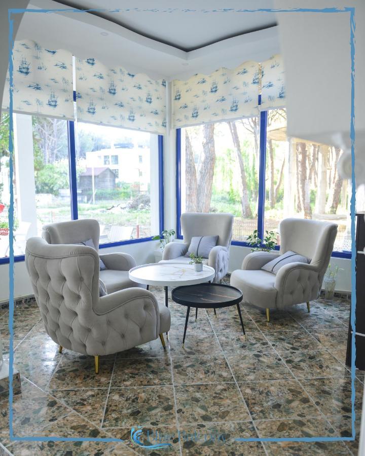 Blue Balcony Hotel Голем Экстерьер фото