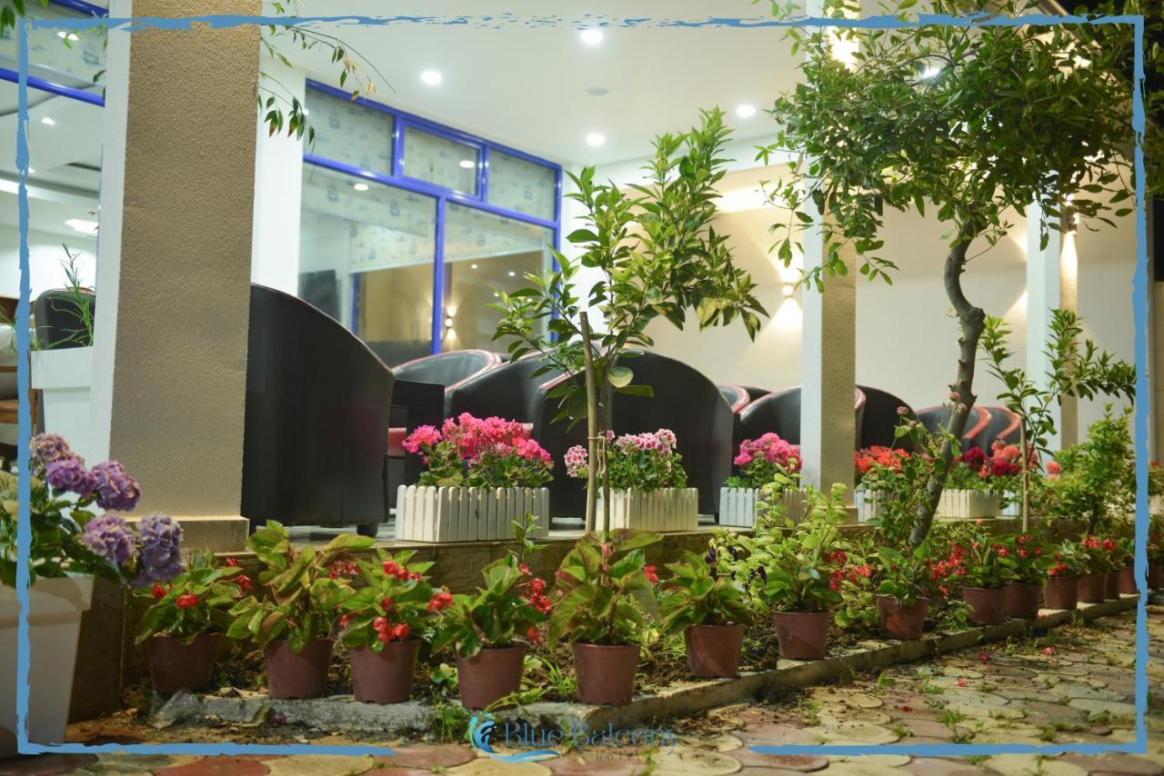 Blue Balcony Hotel Голем Экстерьер фото