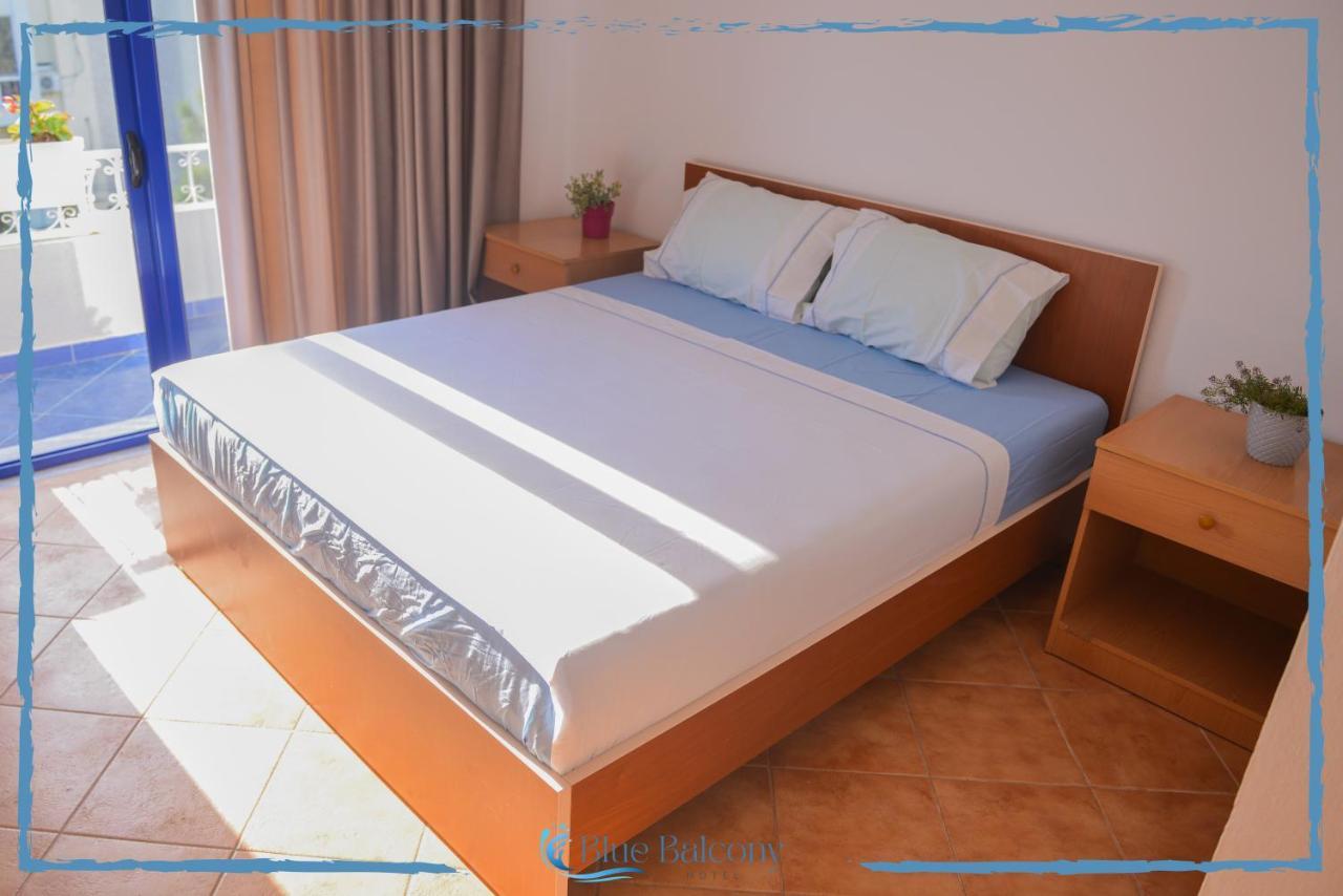 Blue Balcony Hotel Голем Экстерьер фото
